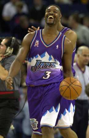 他的贡献都 他的贡献都