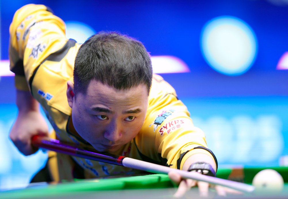 他不仅在场 他不仅在场